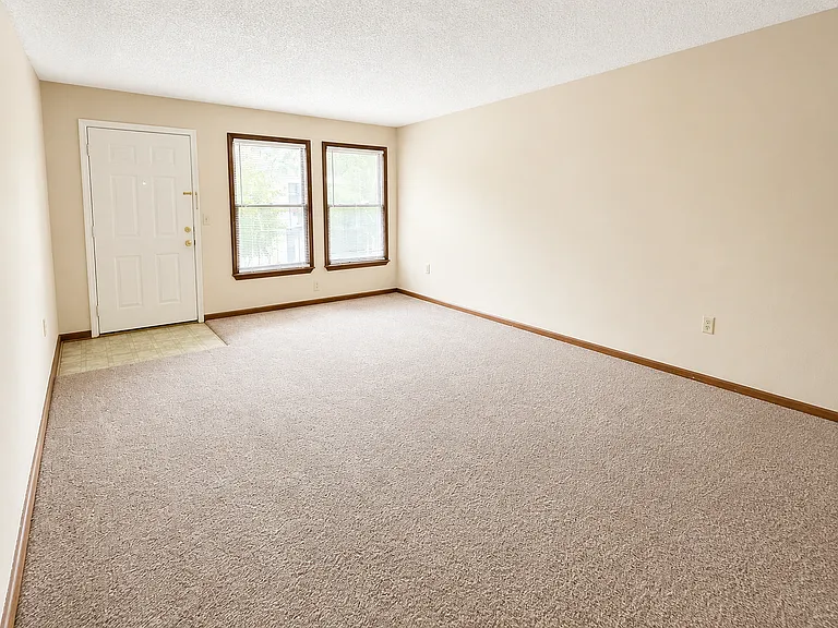 429 Harper Ave #5 — Photo 5