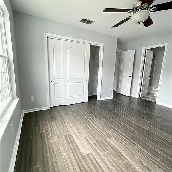 620 Shoreham Ct #304 — Photo 5