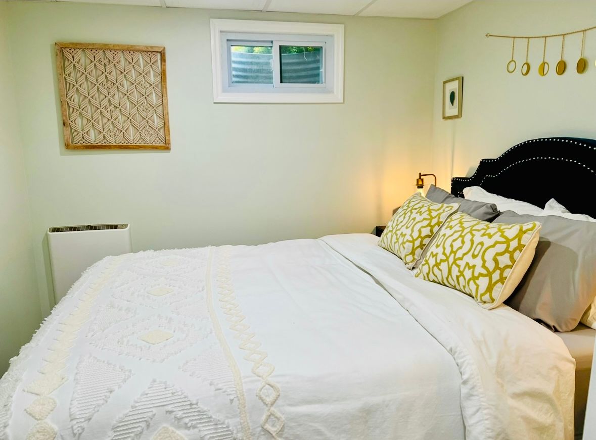  Basement bedroom (good for occasional guests)