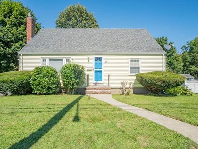 323 Lowell St, Peabody, MA, 01960