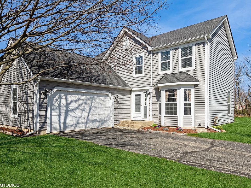 1st image of 2330 Applewood Ln