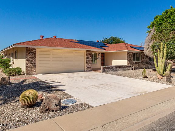 2nd image of 9814 W PINEAIRE Drive