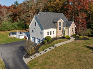 34 Cody Ln, Raynham, MA 02767