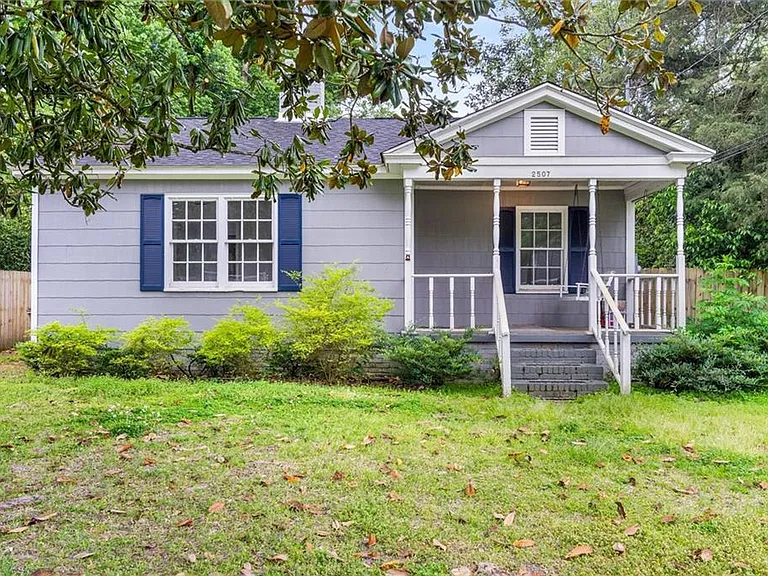 2507 Taylor Ave — Photo 1