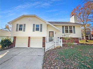 1703 Birch St, Excelsior Springs, MO 64024