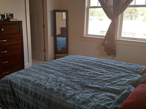 Upstairs bedroom 1