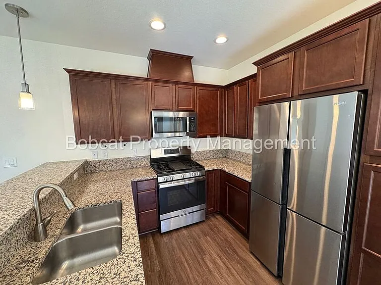 1226 Saltern Dr — Photo 8