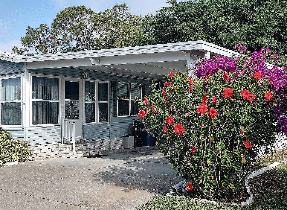 1st image of 360 Ashley Dr