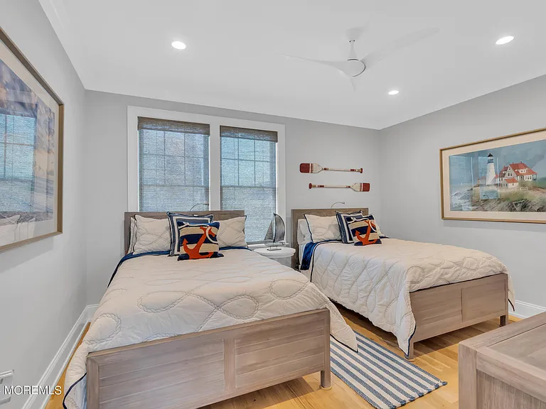 226 Dune Ave — Photo 24