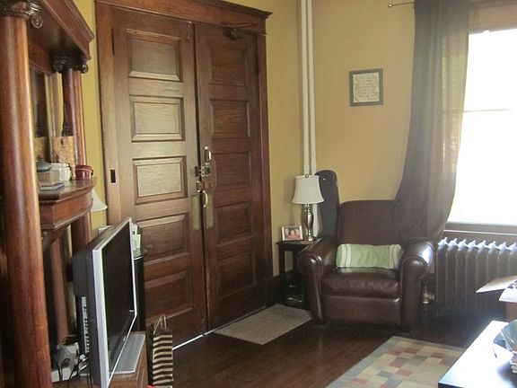 5th image of 2214 Portland Ave APT 1