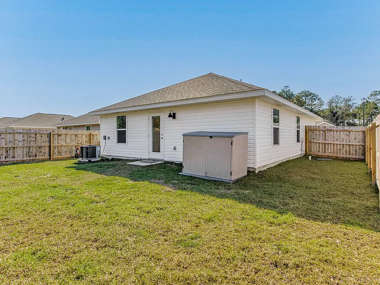 2528 Sutton Place Dr — Photo 53