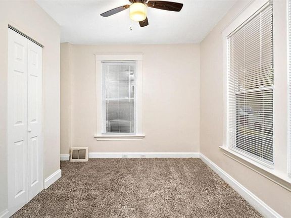 3rd image of 3725 Neosho St