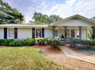 909 Branch Rd, Clarksville, TN 37043