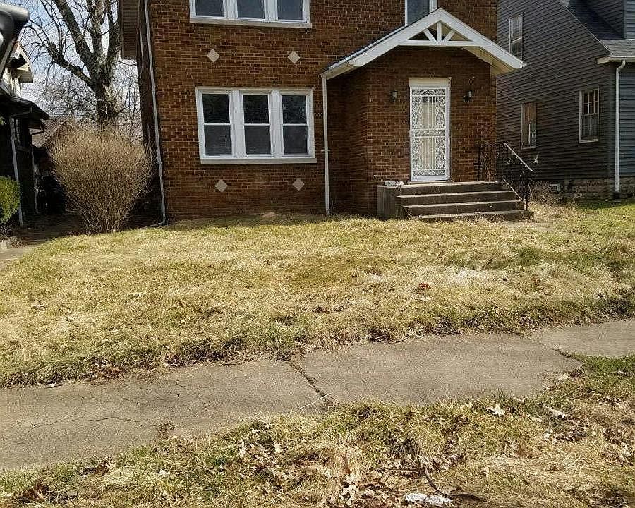 1st image of 3673 Van Buren St #1