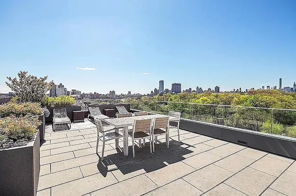 Rented by CiCi Realty Corporation | media 18