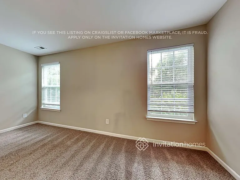 10716 Drake Hill Dr — Photo 20