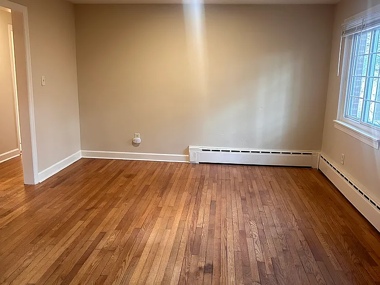 198 Kimberly Ave #7 — Photo 17