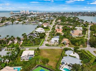 839 Inlet Dr, Marco Island, FL 34145
