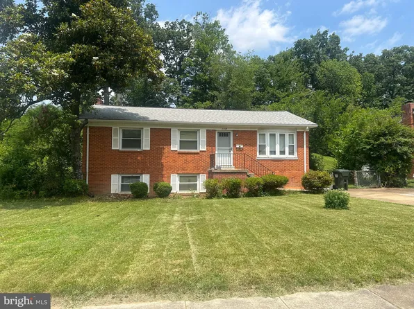 2309 W Longview Dr, Woodbridge, VA 22191