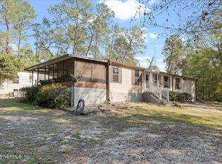 109 Magnolia St, Pomona Park, FL 32181