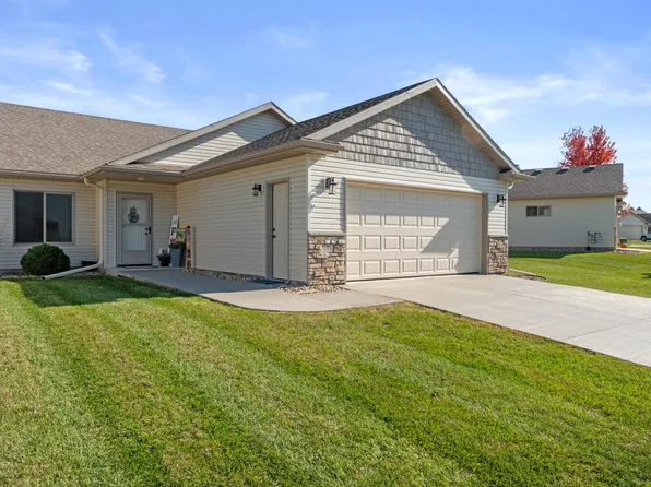 491 Limestone Ct NW, Eyota, MN 55934