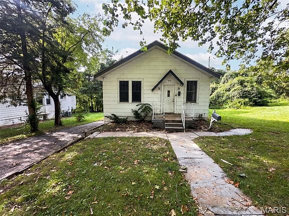 3rd image of 423 Fork Dr