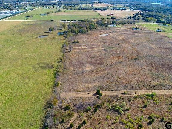 4th image of 1563/ACRE S Vz County Road 3510