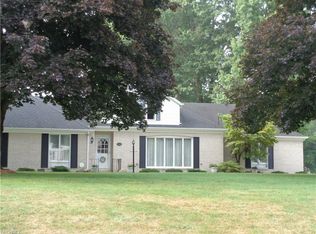 3008 Sherbrook Dr, Uniontown, OH 44685