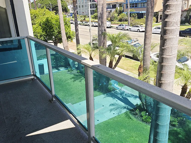 2230 E Ocean Blvd #19 — Photo 55
