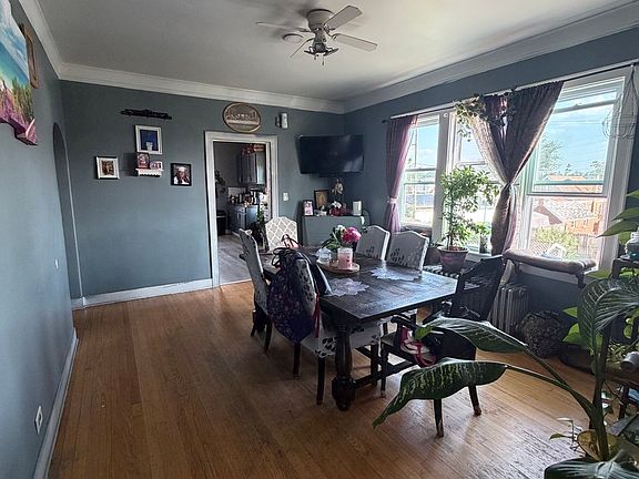 5th image of 529 Emerald Ave