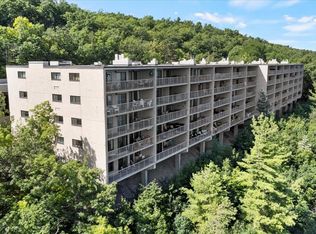 143 Cliffside Dr, Canandaigua, NY 14424