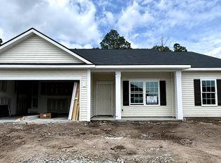 246 Juniper Dr, Hinesville, GA 31313