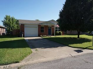 767 E 143rd St, Glenpool, OK 74033