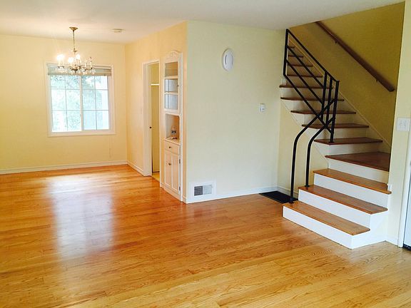 Livingroom and dining space