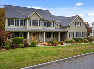 7 Atlantic Xing, Barrington, RI 02806