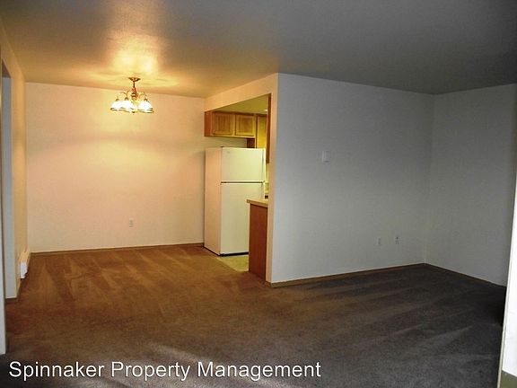 2nd image of 1121 S Woodlawn St APT 03