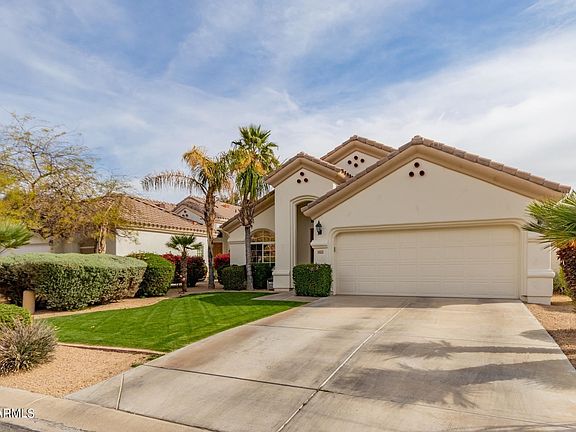 2nd image of 4621 N Greenview Cir S