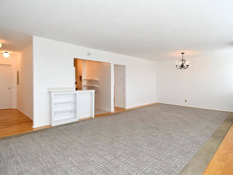 4515 Willard Ave #1201S — Photo 31