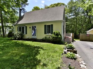 11 Staysail Cir, Marstons Mills, MA 02648