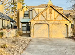 1428 Stone Meadows Dr #1428, Lawrence, KS 66049