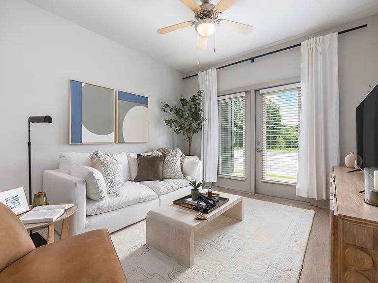 Lively Murrells Inlet — Photo 14