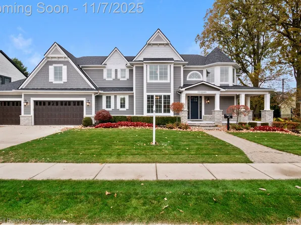 1124 Carol Ave, Plymouth, MI 48170