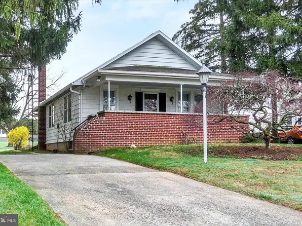 26 Oak St, York, PA 17402