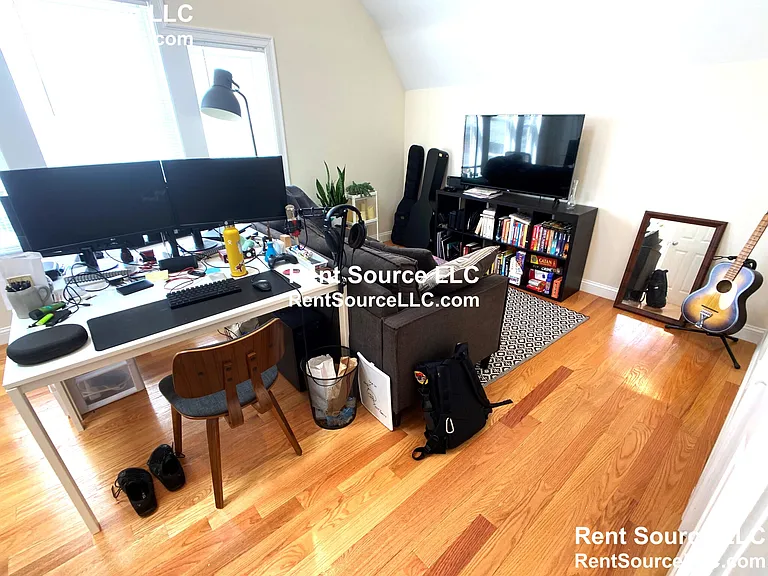 537 Main St #2 — Photo 29