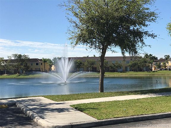 4th image of 1261 SE 31st Ct #20453