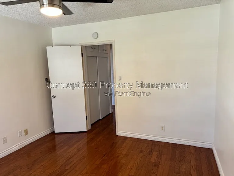 1604 E 2nd St #1H — Photo 25