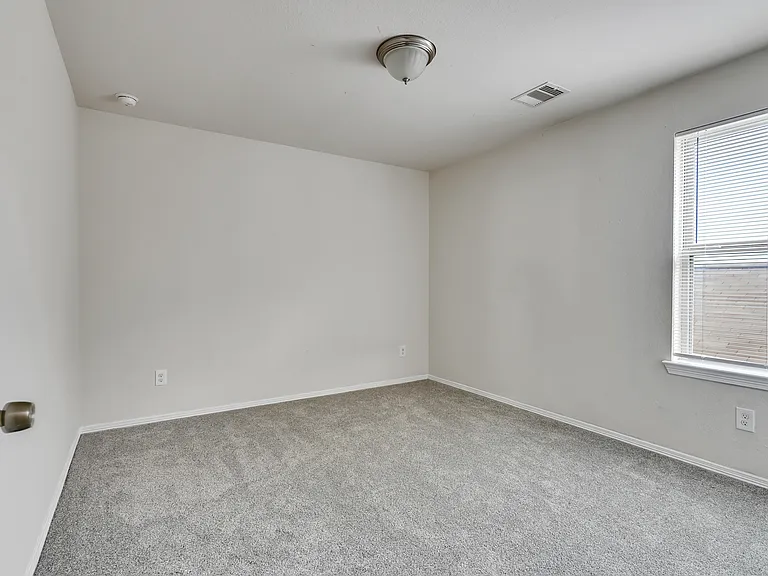 9707 Raisbeck Pl — Photo 10