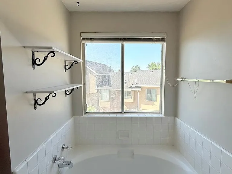 979 E Blue Heron Cir — Photo 3