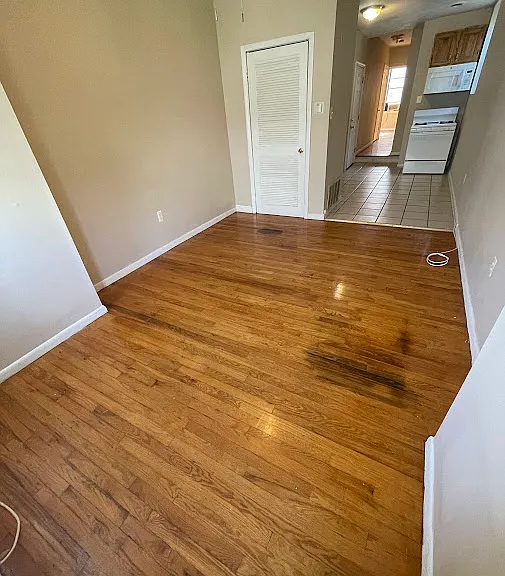 2148 Apt 2: Living Room