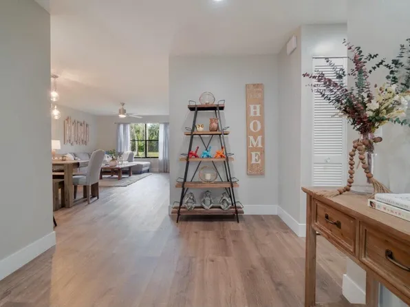 13033 Northshire Trl APT 21, Wellington, FL 33414